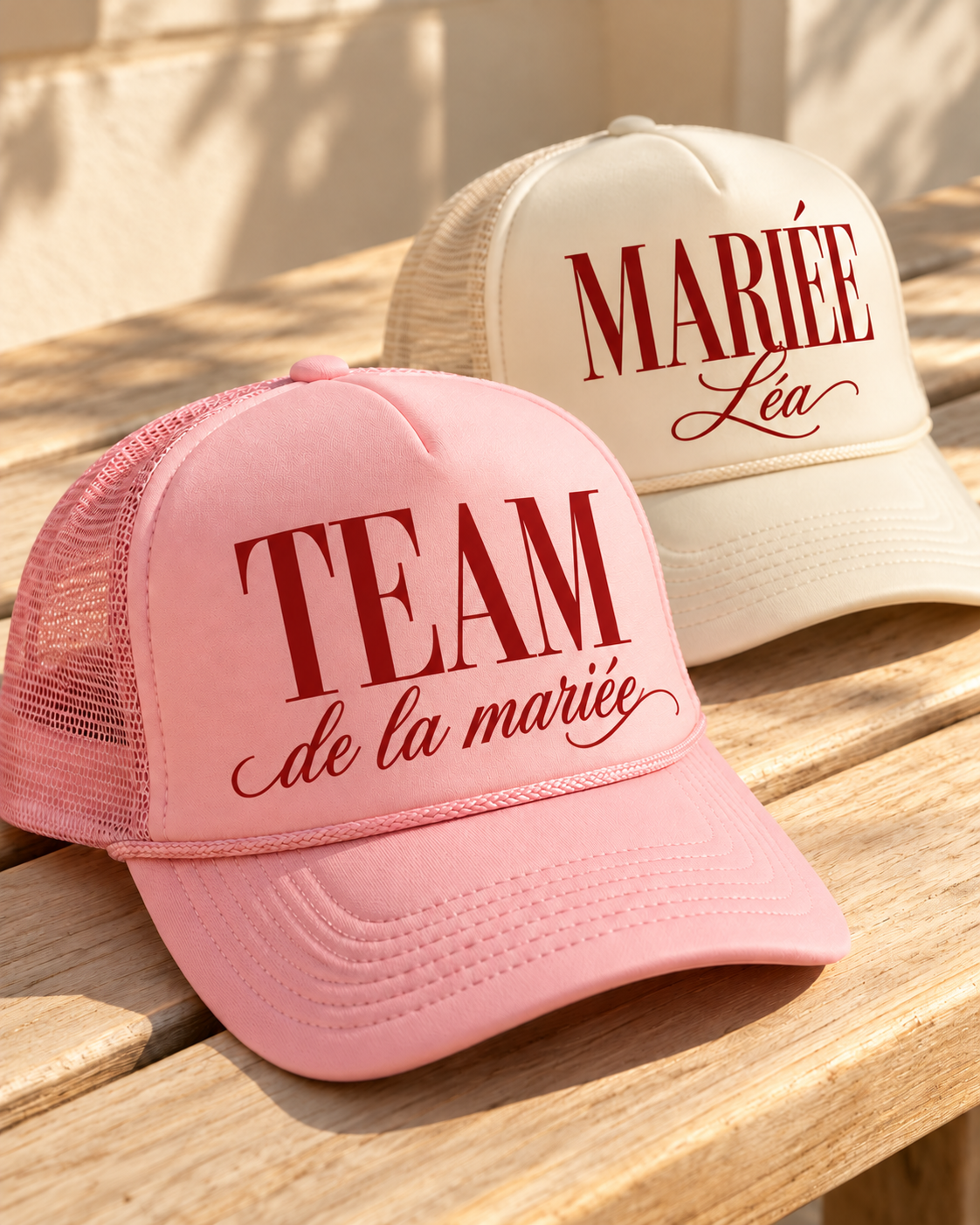 Casquettes personnalisées rose et crème pour la mariée et son équipe